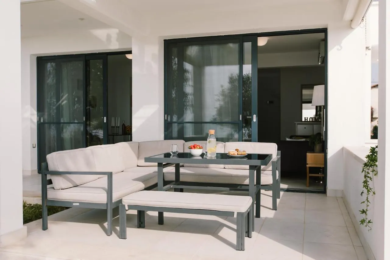 Borealis Sea Side Villa, Moudania Nea Moudania