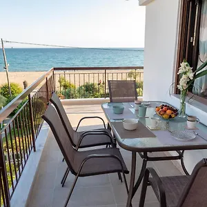 Apartment Dimi Seafront By Pro Services -, Nea Moudania